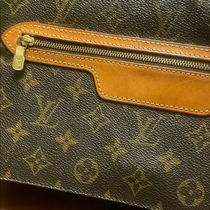 Louis Vuitton Monogram Brown Crossbody Bag with Caramel Trim